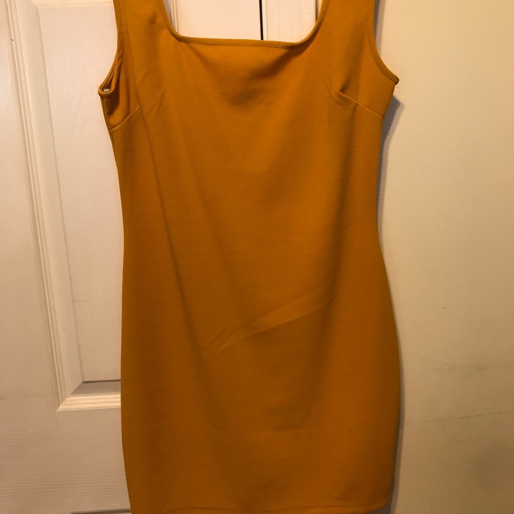 yellow dress new with tag